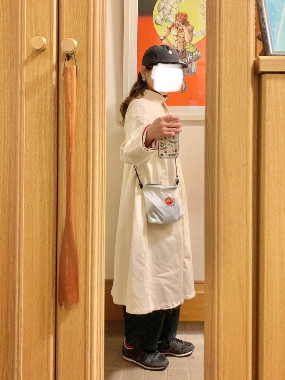 「今日のコーデ、今日の服、キャップ、サコッシュ、古着」｜「無印良品のアイテム（ジャケット/アウター、ホワイト系）」を使った、まっきさん（レディース・150cm）の春コーディネートの3枚目の写真