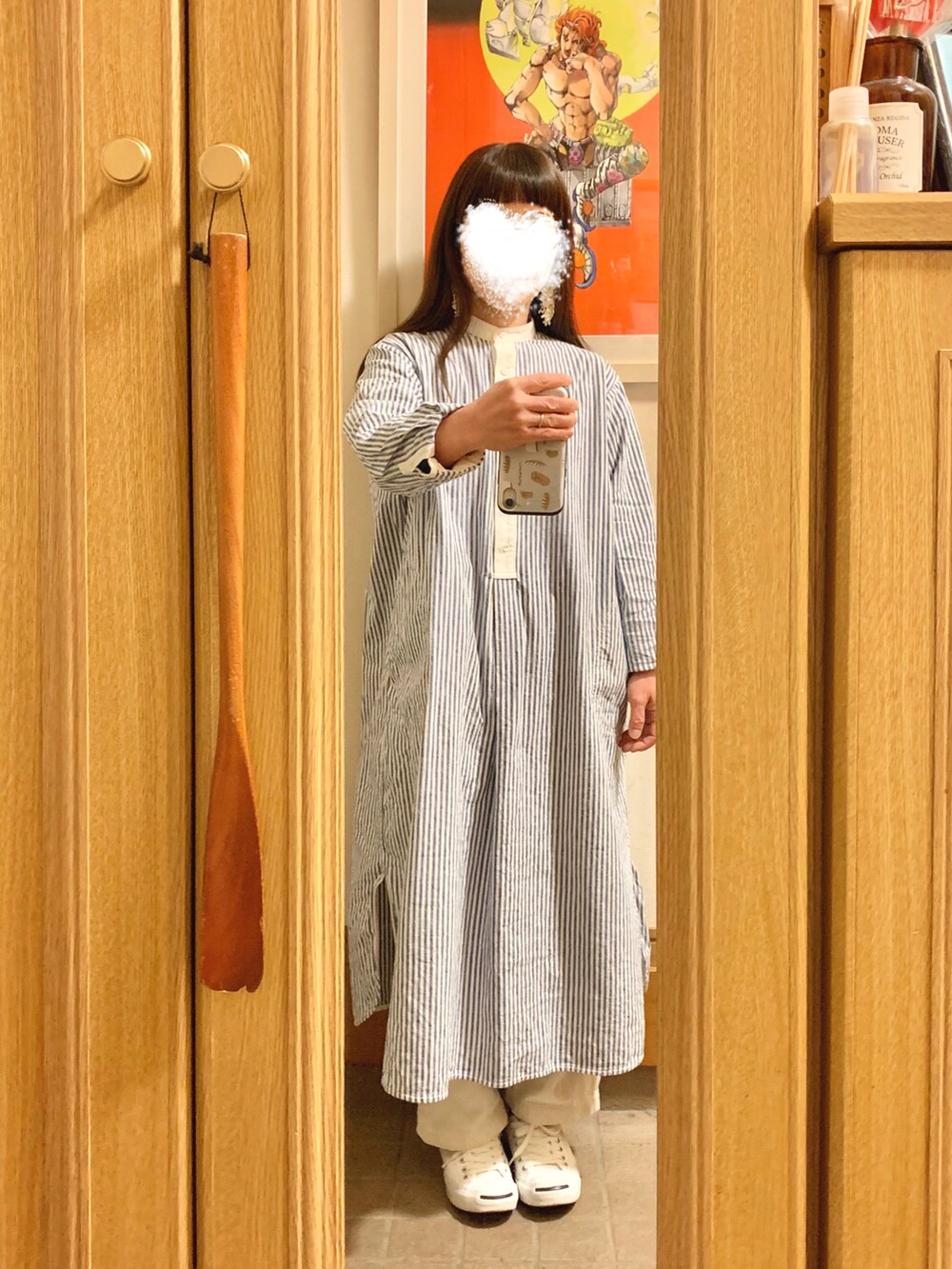 「今日のコーデ、今日の服、ストライプ、カーディガン、ジャックパーセル」｜「sm2rhythmのニットカーディガン（カーディガン/ボレロ、グレー系）」を使った、まっきさん（レディース・149cm）の冬コーディネートの3枚目の写真