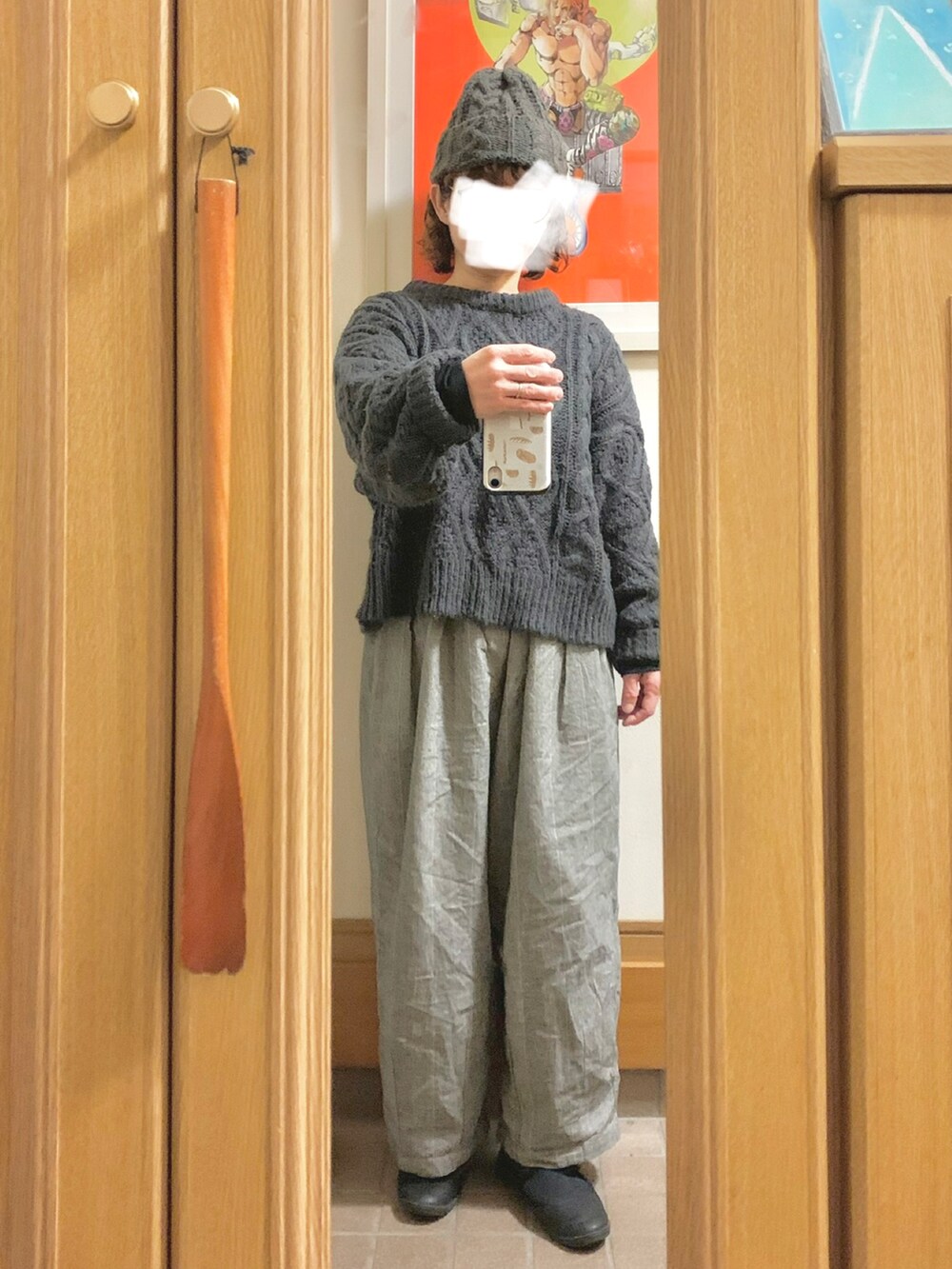 「昨日のコーデ、昨日の服、ニット帽、ニツト、グレンチェック、モッズコート」｜「Samansa Mos2のアイテム（帽子、グレー系）」を使った、まっきさん（レディース・149cm）の冬コーディネートの3枚目の写真