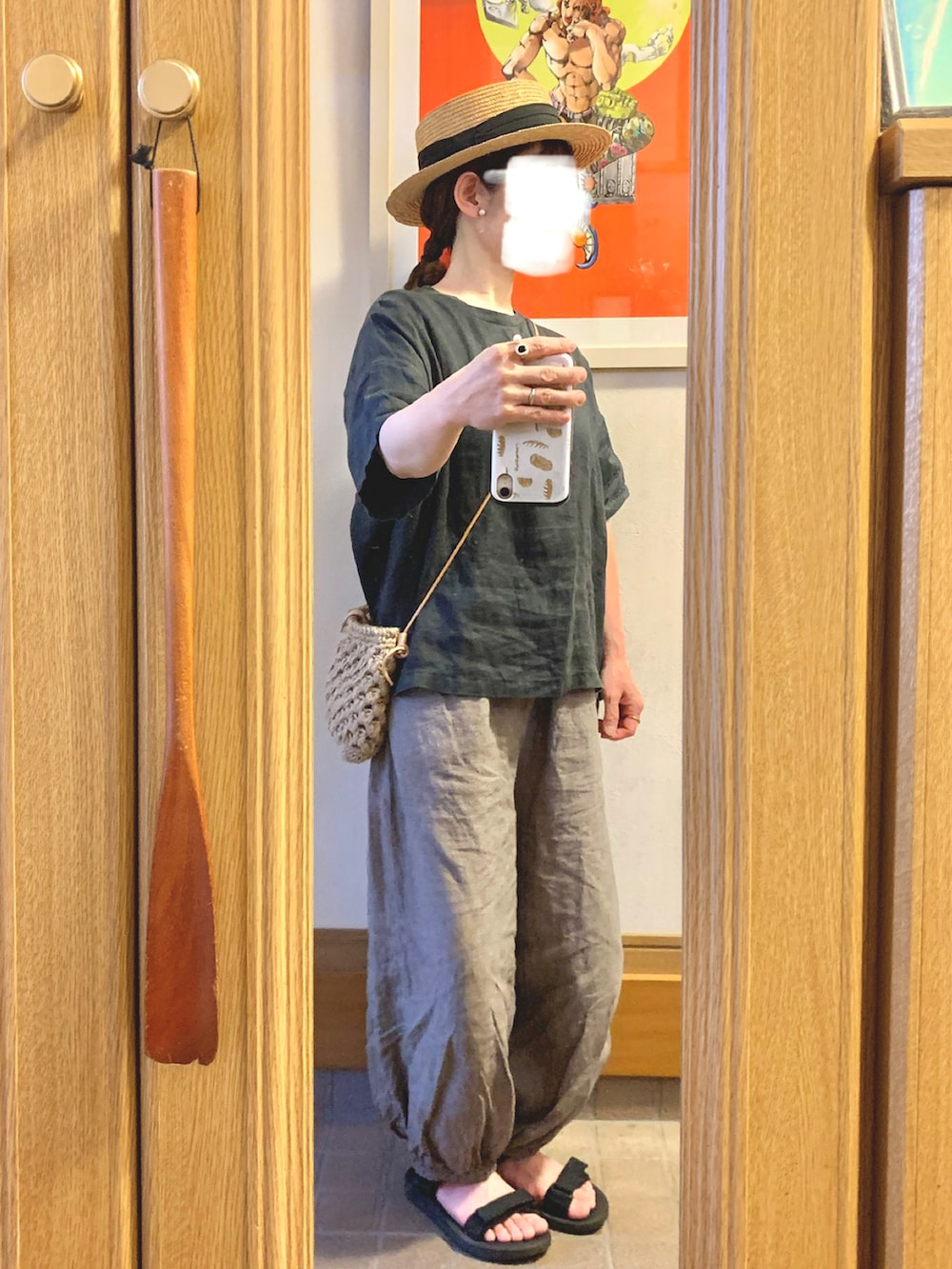 「今日のコーデ、今日の服、シンプルコーデ、古着、スポサン」｜「14+のアイテム（ハット、ブラック系）」を使った、まっきさん（レディース・150cm）の夏コーディネートの3枚目の写真