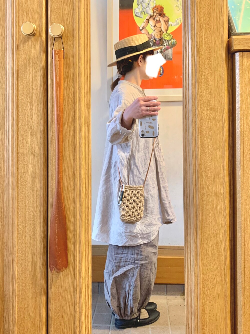 「昨日のコーデ、昨日の服、麦わら帽子、ゆるコーデ、リネン、古着」｜「14+の麦ブレードカンカン帽（ハット、ブラック系）」を使った、まっきさん（レディース・149cm）の春コーディネートの4枚目の写真