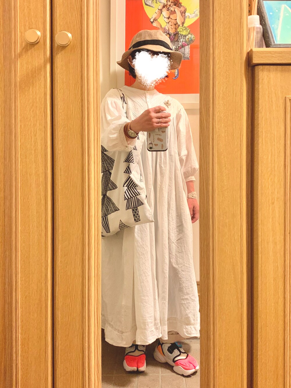 「今日のコーデ、今日の服、帽子、シンプルコーデ、休日コーデ、ホワイトコーデ、中古靴」｜「ORCIVALの【ORCIVAL/オーシバル】Raffia Like PE HAT #RC-7146RLP（ハット、ベージュ系）」を使った、まっきさん（レディース・149cm）の春コーディネートの2枚目の写真