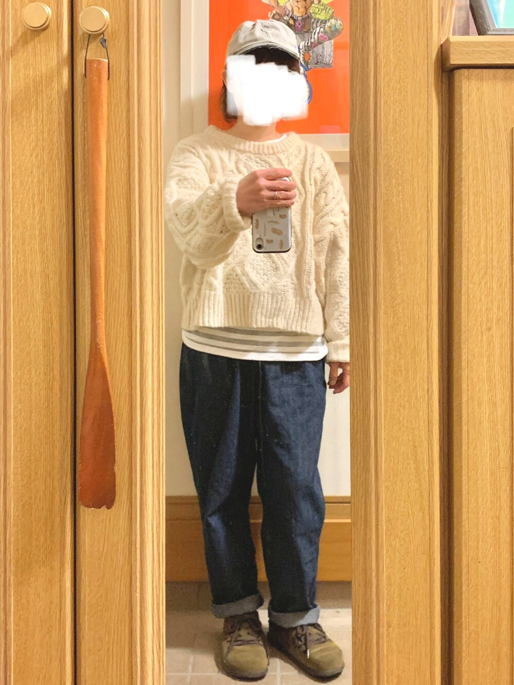 「昨日のコーデ、キャップ、ニット、古着、ベスト、デニム、モンタナ、カーキ、ボーダー」｜「古着のアイテム（ベスト、グリーン系）」を使った、まっきさん（レディース・149cm）の秋コーディネートの4枚目の写真