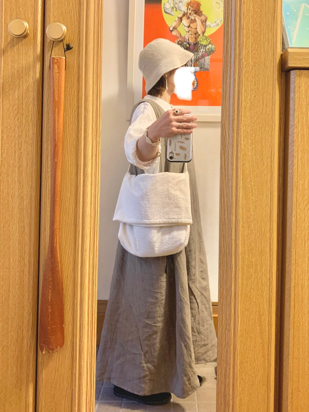 「昨日のコーデ、昨日の服、作家メイド服、おでかけコーデ、休日コーデ」｜「作家メイドのアイテム（ジャンパースカート、ベージュ系）」を使った、まっきさん（レディース・149cm）の秋コーディネートの3枚目の写真