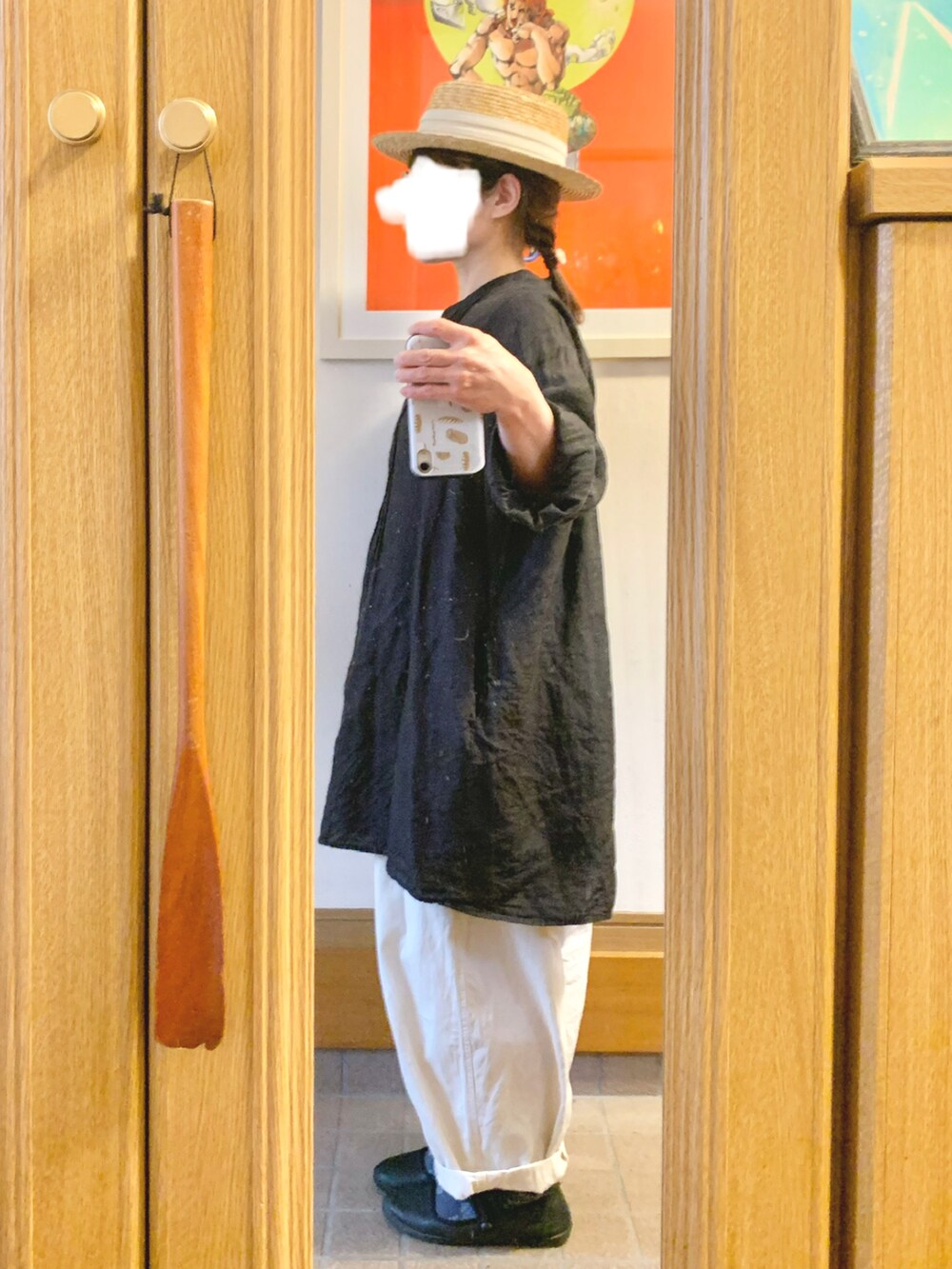 「今日のコーデ、今日の服、ゆるコーデ、モノトーンコーデ、古着」｜「14+の麦ブレードカンカン帽（ハット、ブラック系）」を使った、まっきさん（レディース・149cm）の夏コーディネートの4枚目の写真
