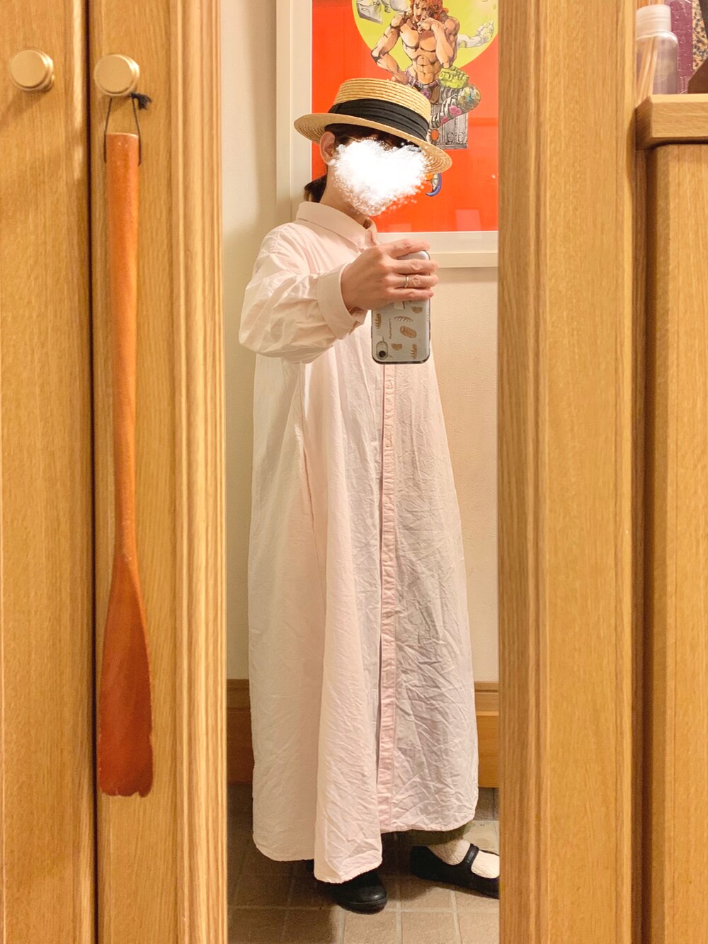 「今日のコーデ、今日の服、麦わら帽子、ピンク、カーキ、シャンブル」｜「14+のアイテム（ハット、ブラック系）」を使った、まっきさん（レディース・149cm）の春コーディネートの2枚目の写真