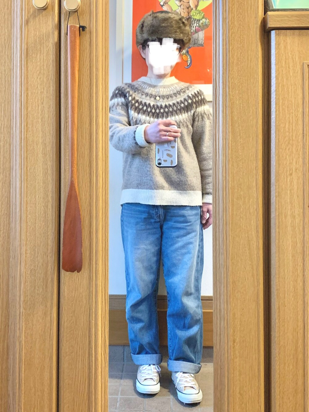 「今日のコーデ、今日の服、フライトキャップ、しまむら、古着、モッズコート」｜「シーズンリーズンのアイテム（ニット/セーター、ベージュ系）」を使った、まっきさん（レディース・149cm）の冬コーディネートの3枚目の写真