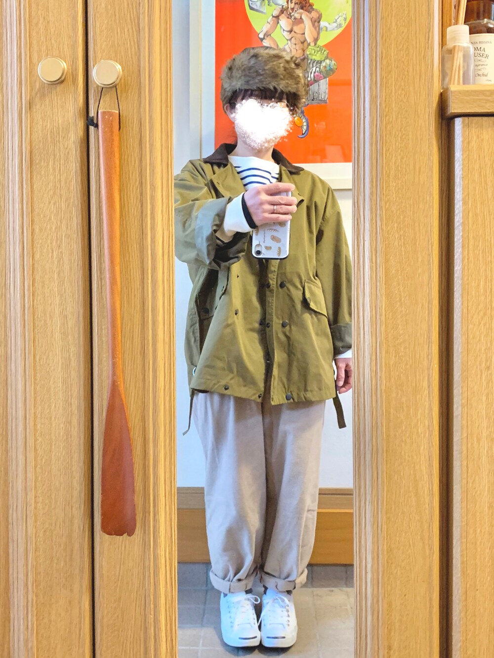 「今日のコーデ、今日の服、フライトキャップ、ボーダー、ジャックパーセル、バルーンパンツ」｜「CONVERSEのアイテム（スニーカー、ホワイト系）」を使った、まっきさん（レディース・149cm）の冬コーディネートの3枚目の写真