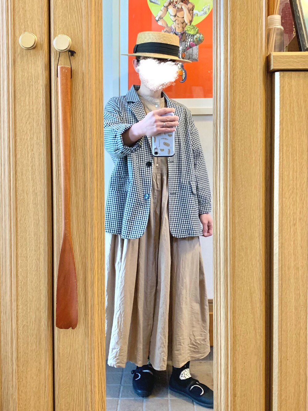 「今日のコーデ、今日の服、麦わら帽子、ギンガムチェック、ワンピース、フレンチブル靴下、シャンブル、プチプラ」｜「14+の麦ブレードカンカン帽（ハット、ブラック系）」を使った、まっきさん（レディース・149cm）の春コーディネートの3枚目の写真