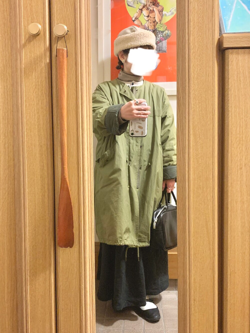 「今日のコーデ、今日の服、ワンピース、モノトーンコーデ、モッズコート、タートルネック」｜「作家メイドのアイテム（帽子、ベージュ系）」を使った、まっきさん（レディース・149cm）の冬コーディネートの2枚目の写真