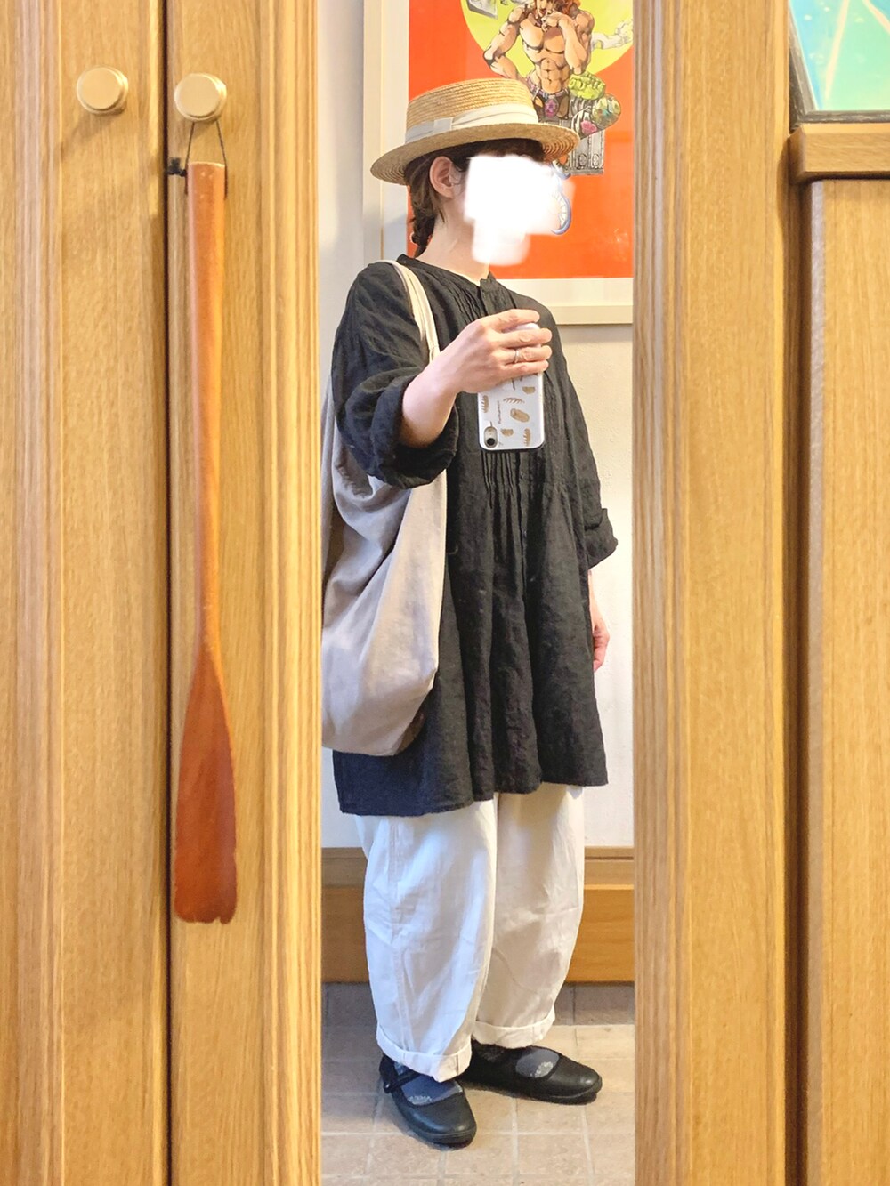 「今日のコーデ、今日の服、ゆるコーデ、モノトーンコーデ、古着」｜「14+の麦ブレードカンカン帽（ハット、ブラック系）」を使った、まっきさん（レディース・149cm）の夏コーディネートの3枚目の写真