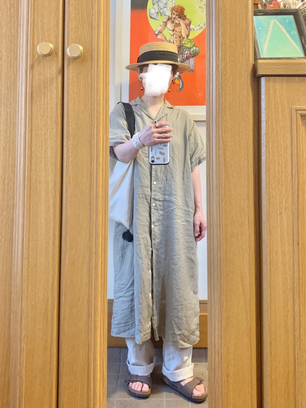「昨日のコーデ、昨日の服、麦わら帽子、開襟シャツワンピース、リネン、リネンパンツ、サンダル、古着」｜「無印良品のアイテム（シャツワンピース、ベージュ系）」を使った、まっきさん（レディース・149cm）の秋コーディネートの2枚目の写真