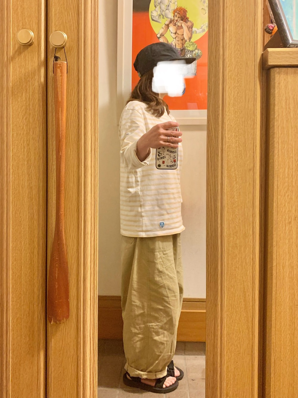 「昨日のコーデ、昨日の服、キャップ、古着コーデ、古着、ボーダー、スポサン」｜「UNIQLOのアイテム（サンダル、ブラック系）」を使った、まっきさん（レディース・150cm）の春コーディネートの3枚目の写真