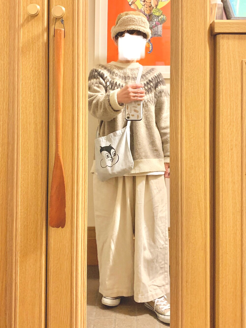 「昨日のコーデ、ワントーンコーデ」｜「14+のアイテム（帽子、ベージュ系）」を使った、まっきさん（レディース・149cm）の秋コーディネートの3枚目の写真