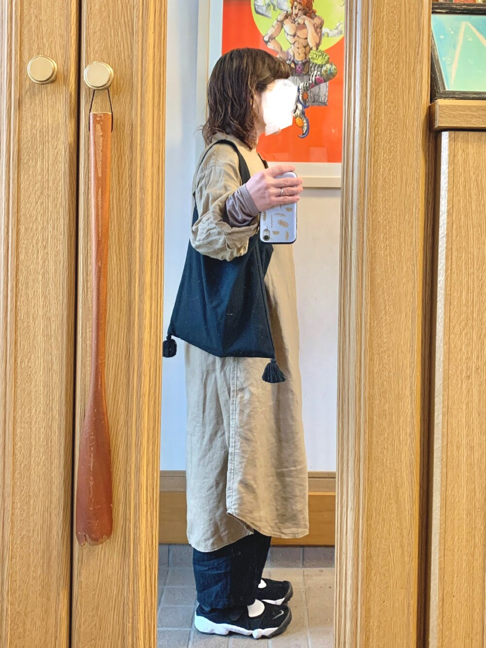 「今日のコーデ、今日の服、リネン、シンプルコーデ、エアリフト、古着、作家メイド」｜「無印良品のアイテム（シャツワンピース、ブラウン系）」を使った、まっきさん（レディース・149cm）の春コーディネートの3枚目の写真