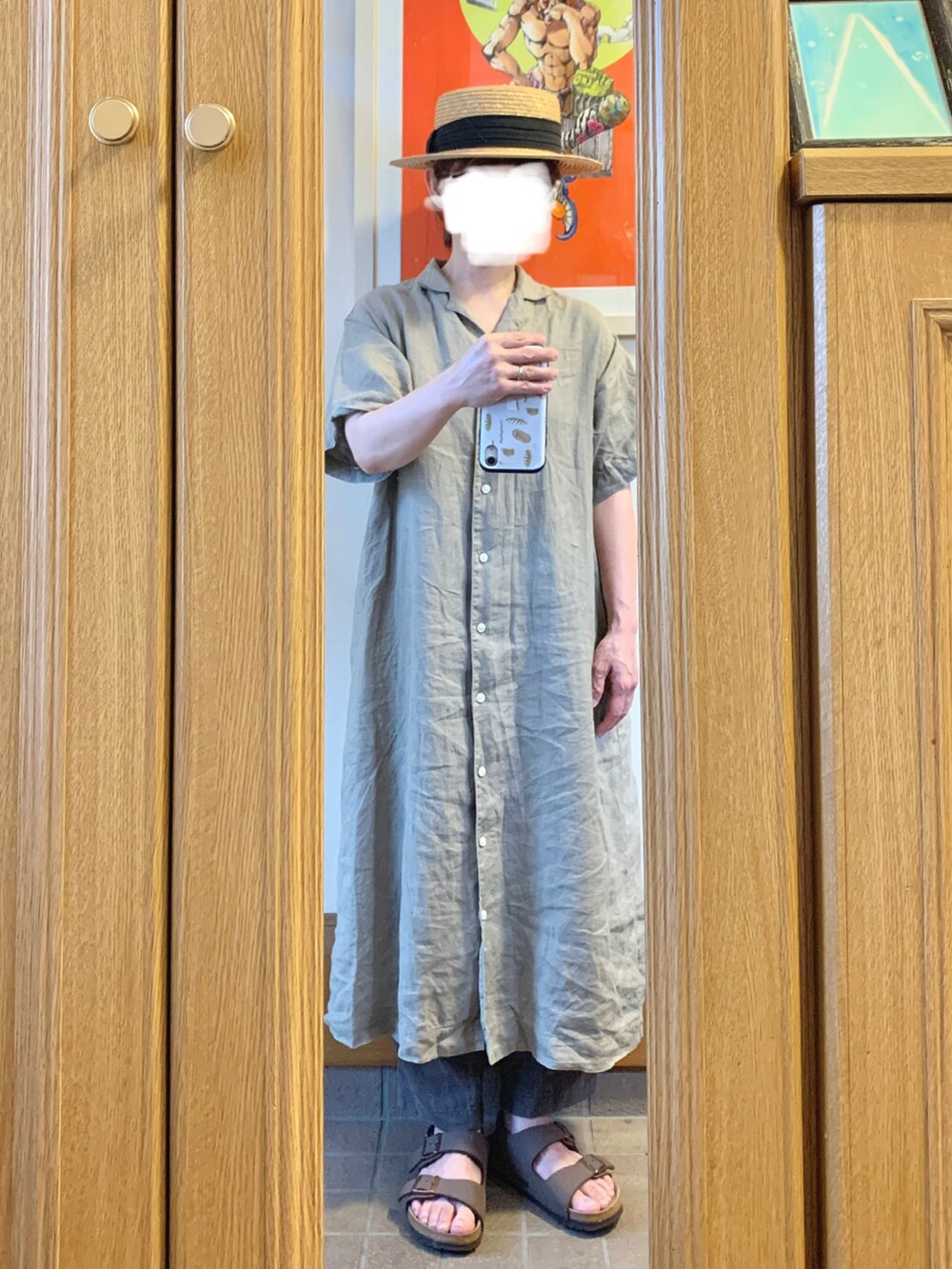 「昨日のコーデ、昨日の服、麦わら帽子、開襟シャツワンピース、ワントーンコーデ、茶色」｜「無印良品のアイテム（シャツワンピース、ベージュ系）」を使った、まっきさん（レディース・149cm）の秋コーディネートの2枚目の写真