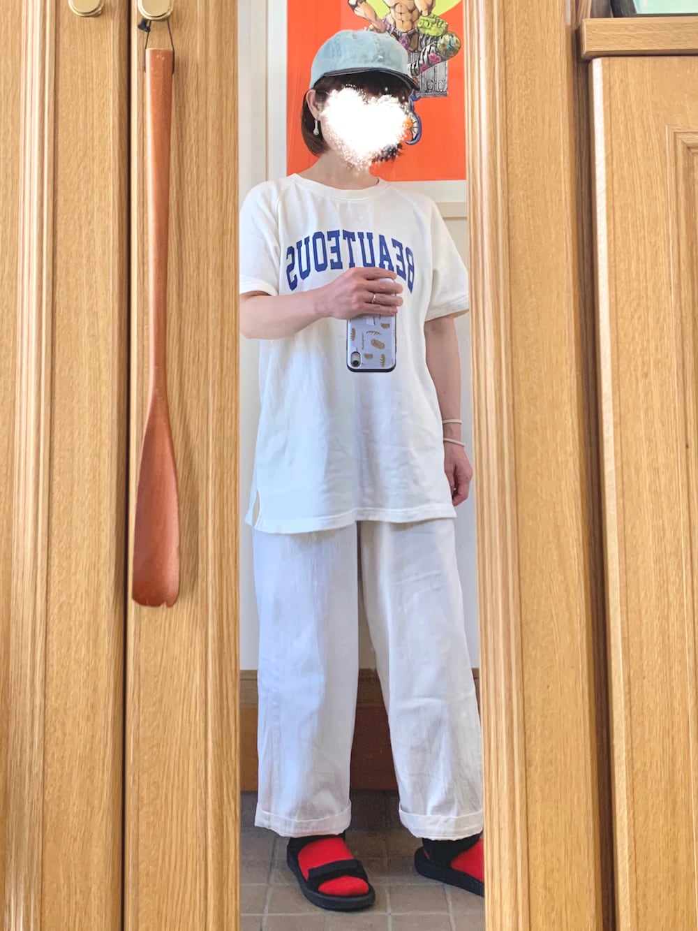 「今日のコーデ、今日の服、シンプルコーデ、スポサン、キャップ、麦わら帽子、古着」｜「14+の麦ブレードカンカン帽（ハット、ホワイト系）」を使った、まっきさん（レディース・149cm）の夏コーディネートの3枚目の写真