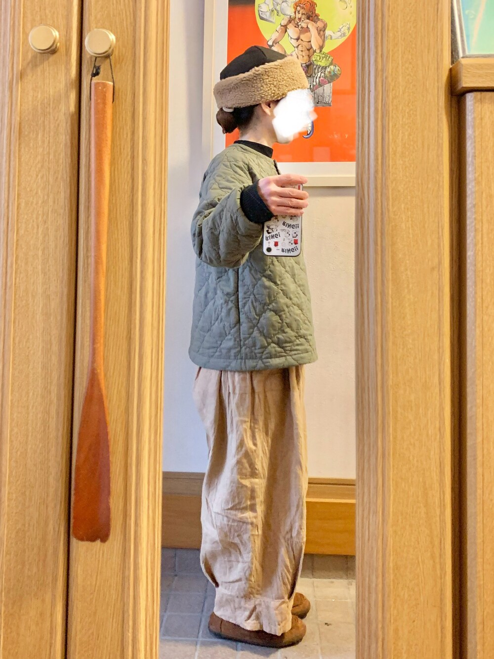 「昨日のコーデ、昨日の服、シンプルコーデ」｜「作家メイドのアイテム（帽子、ブラウン系）」を使った、まっきさん（レディース・150cm）の冬コーディネートの3枚目の写真