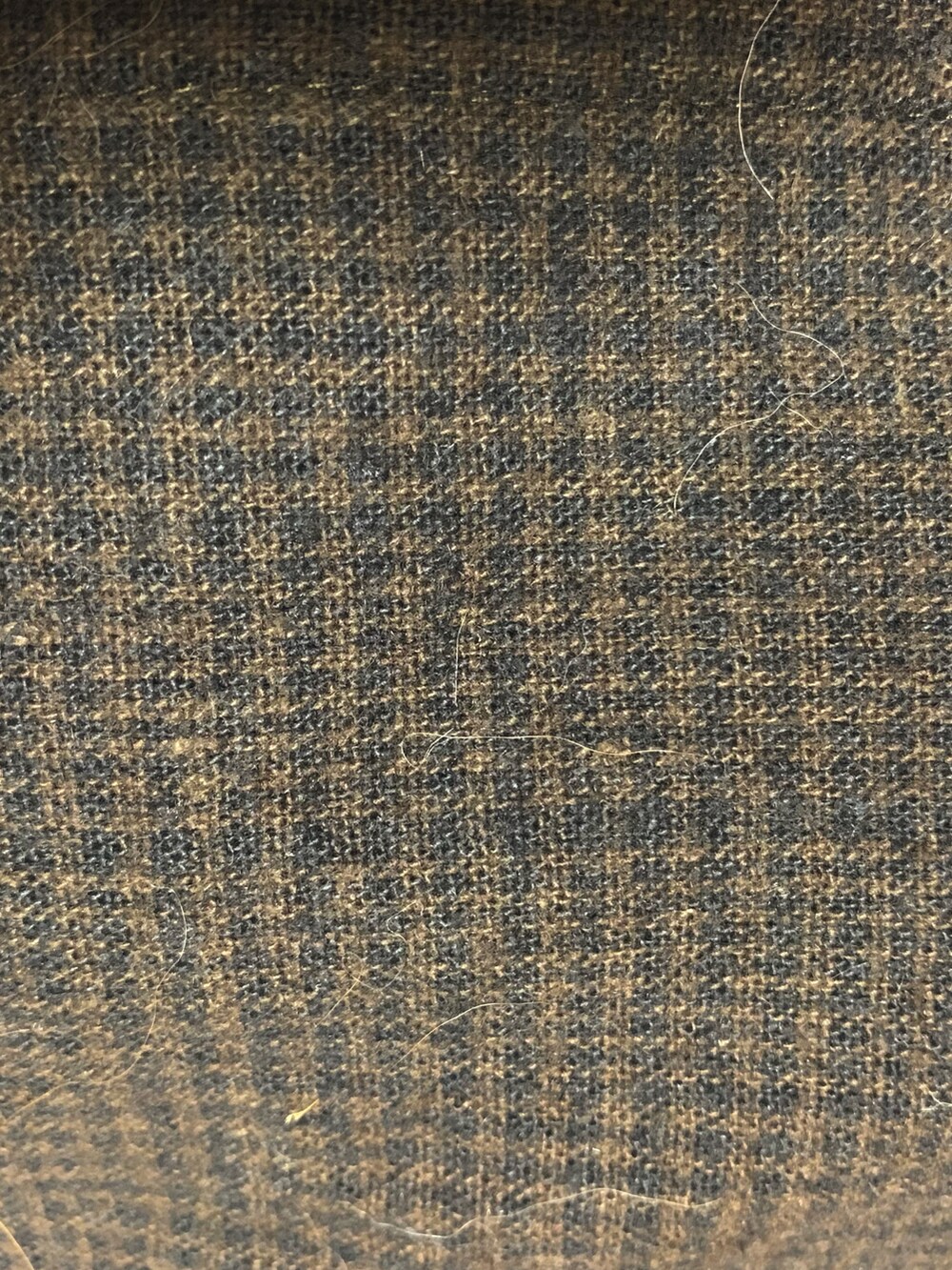「今日のコーデ、今日の服、タートルネック、ベスト、古着、チェック柄、デニム」｜「SUN VALLEYのアイテム（ピーコート、ブラウン系）」を使った、まっきさん（レディース・149cm）の秋コーディネートの4枚目の写真