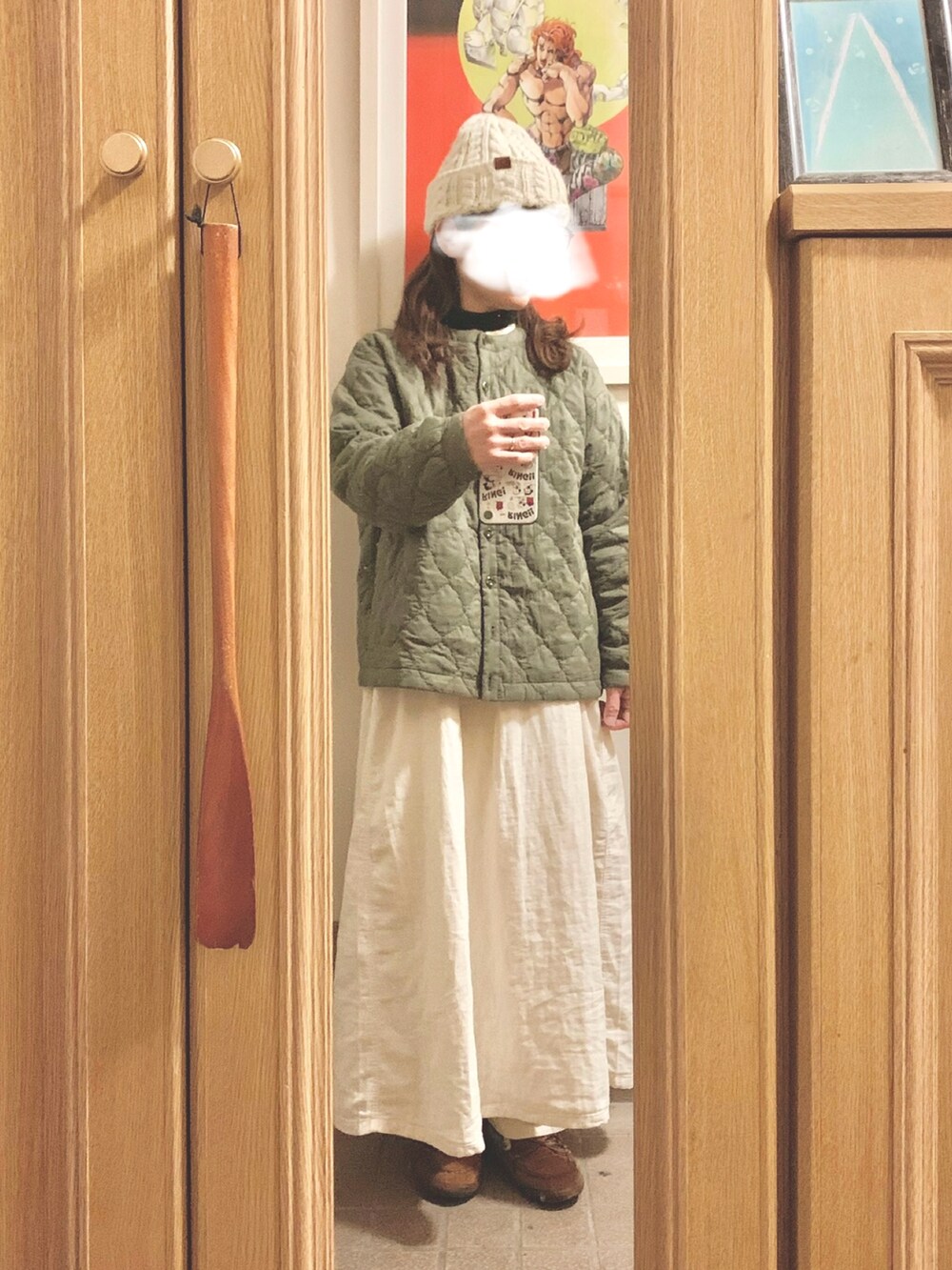 「昨日のコーデ、昨日の服、ニット帽、ダブルガーゼ、ワンピース、モカシン、初おろし」｜「tukuroiのアイテム（ノーカラージャケット、グリーン系）」を使った、まっきさん（レディース・150cm）の冬コーディネートの3枚目の写真