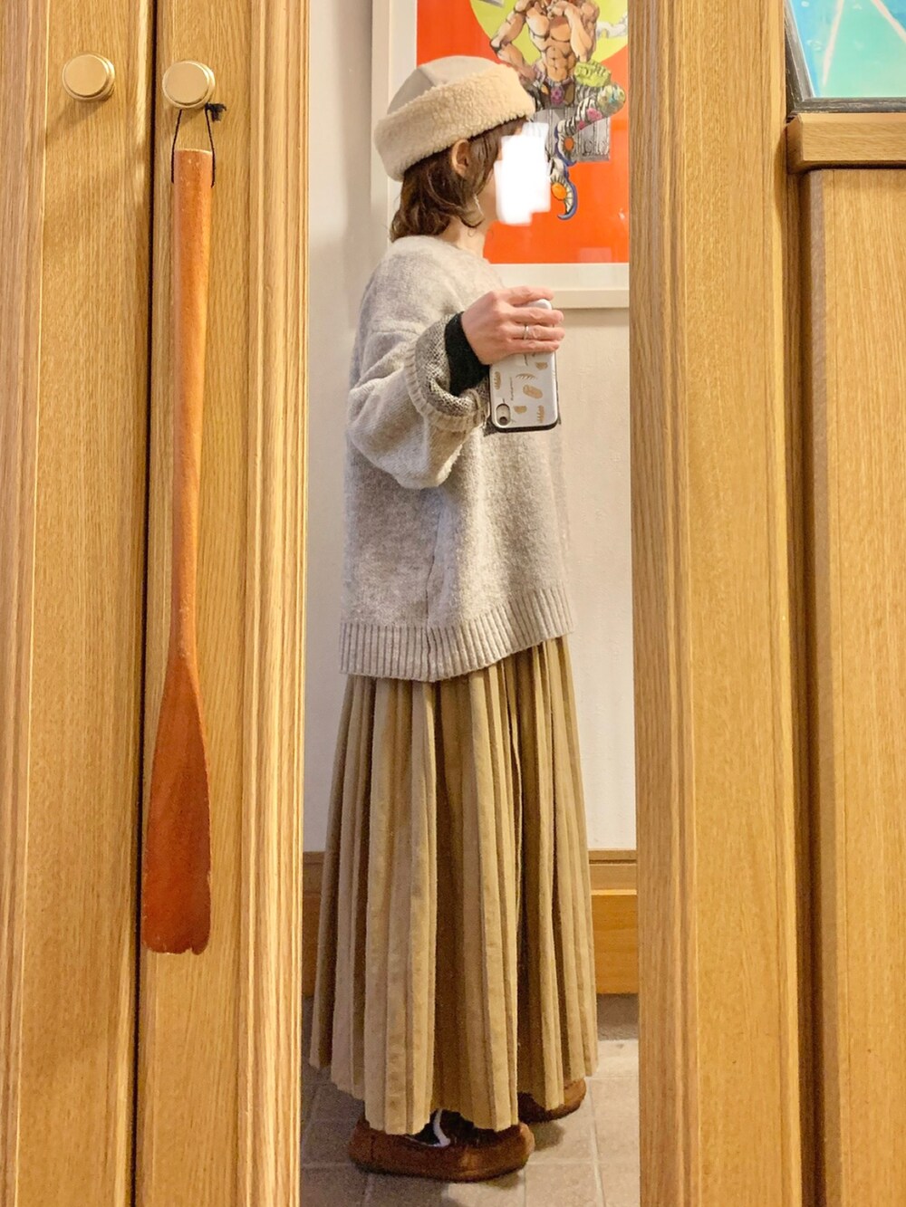 「今日のコーデ、今日の服、ニット、プリーツスカート、モカシン」｜「作家メイドのアイテム（帽子、ベージュ系）」を使った、まっきさん（レディース・149cm）の冬コーディネートの3枚目の写真