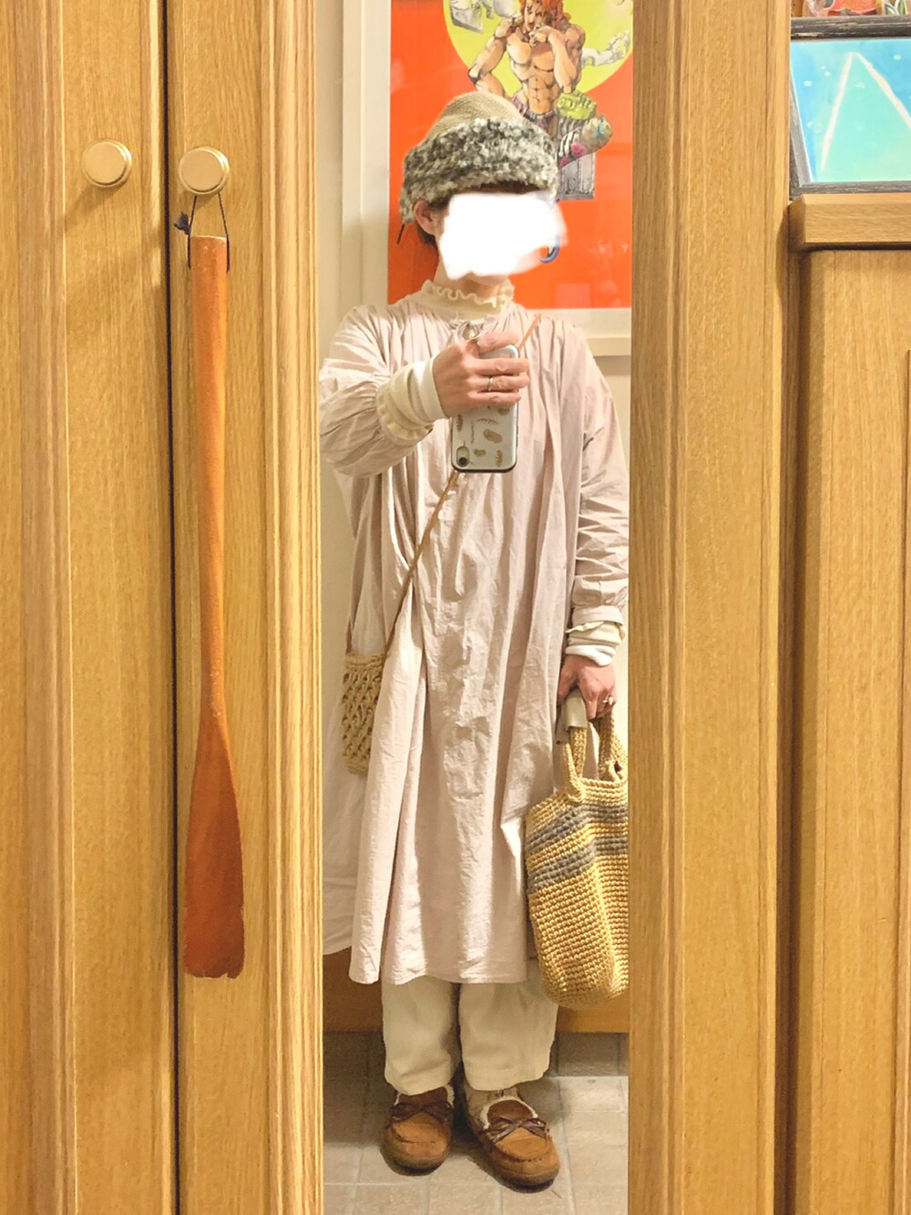 「昨日のコーデ、昨日の服、作家メイド、ピンクと白」｜「作家メイドのアイテム（バッグ、その他）」を使った、まっきさん（レディース・149cm）の春コーディネートの2枚目の写真