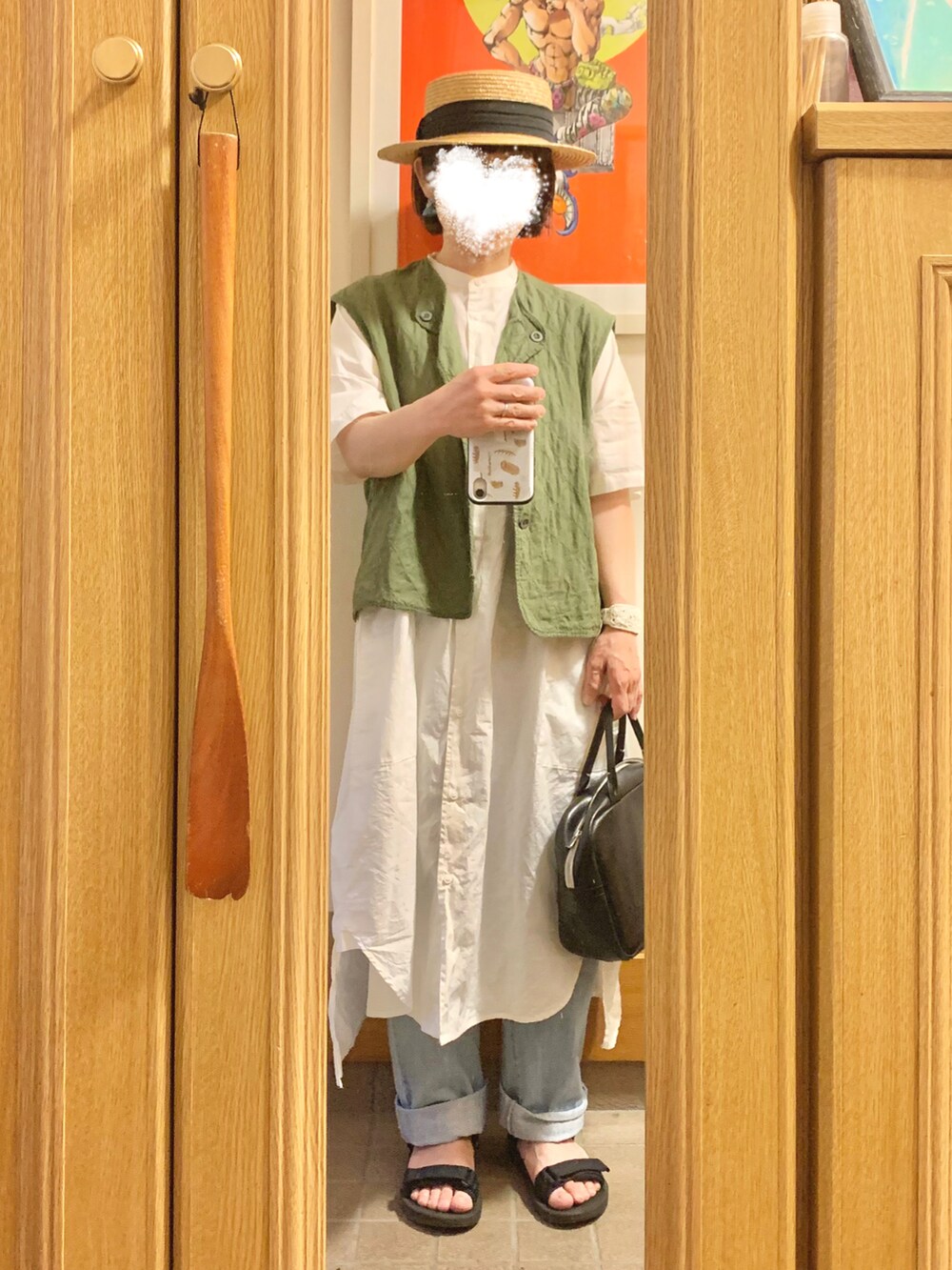 「今日のコーデ、今日の服、麦わら帽子、古着、シャツワンピ、薄色デニム、スポサン」｜「14+の麦ブレードカンカン帽（ハット、ブラック系）」を使った、まっきさん（レディース・149cm）の夏コーディネートの4枚目の写真