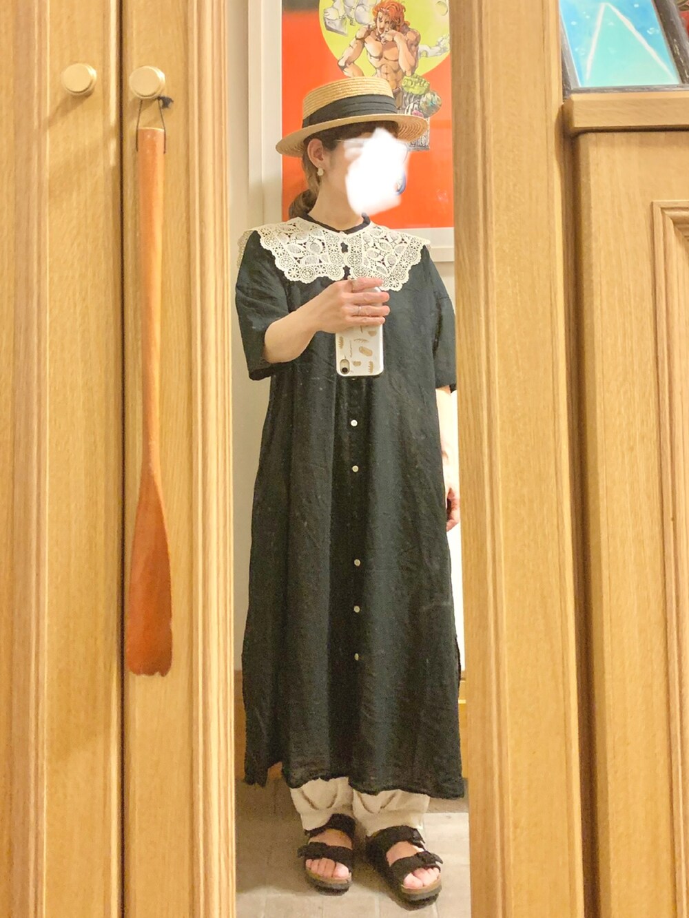 「昨日の買い物、シャツワンピ、シンプルコーデ、つけ襟、ギンガムチェック、夏なのに黒」｜「HEAVENLYのアイテム（ベスト、ブルー系）」を使った、まっきさん（レディース・149cm）の夏コーディネートの4枚目の写真
