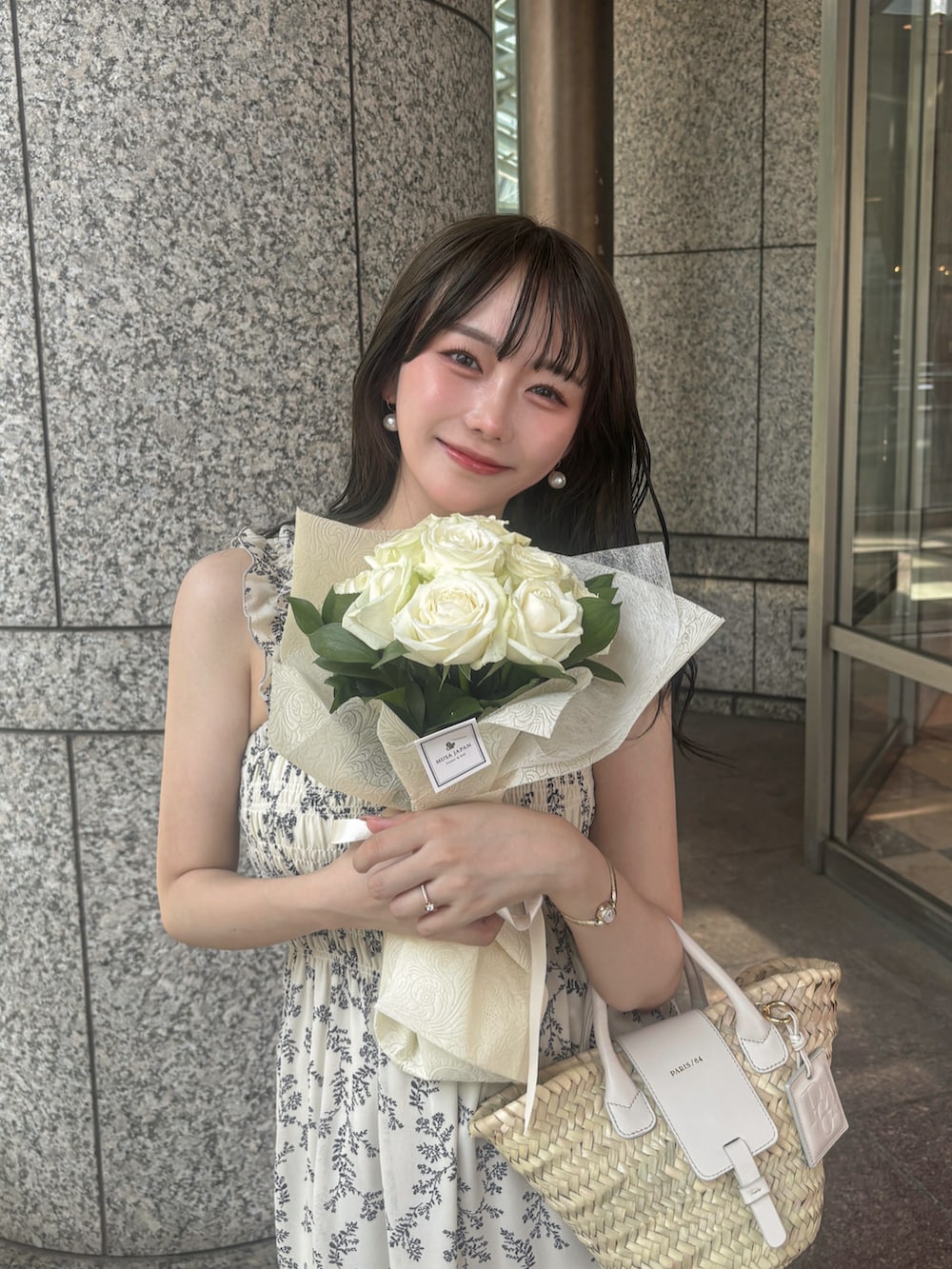 「休日スタイル、きれいめカジュアル、デートコーデ、ワンピース、キャミワンピ、サンダル、淡色コーデ、フリル、骨格ストレート、夏コーデ、キレイめ、ノースリーブ」｜「Paris64のアイテム（バッグ、ホワイト系）」を使った、白濱楓雅 ( ふぅ )🍨さん（骨格ストレート・レディース・158cm）の夏コーディネートの3枚目の写真