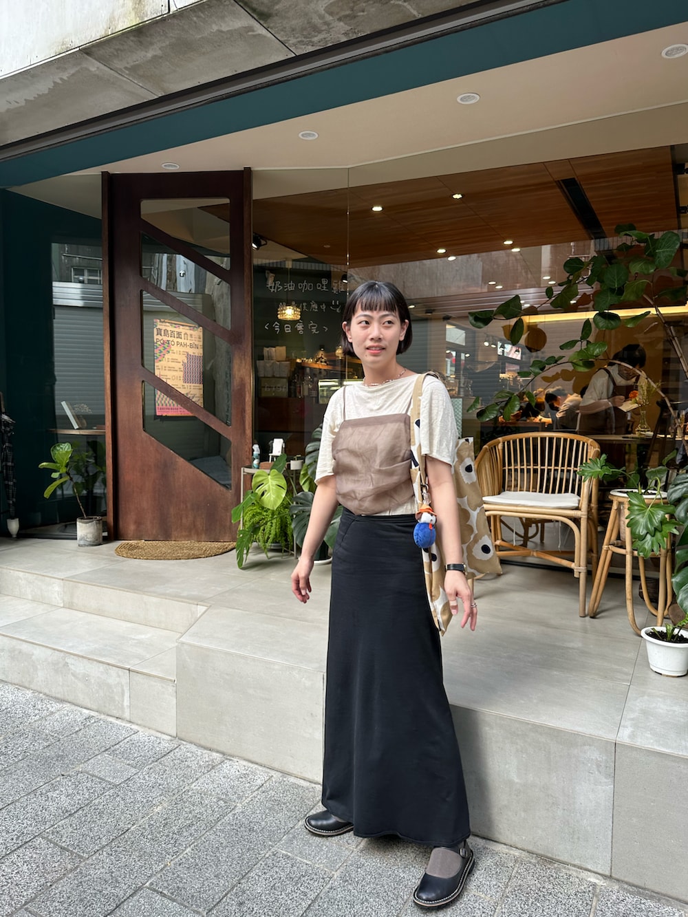 「MOUSSYのアイテム（その他トップス、ホワイト系）」を使った、kikiさん（レディース・162cm）の夏コーディネートの2枚目の写真