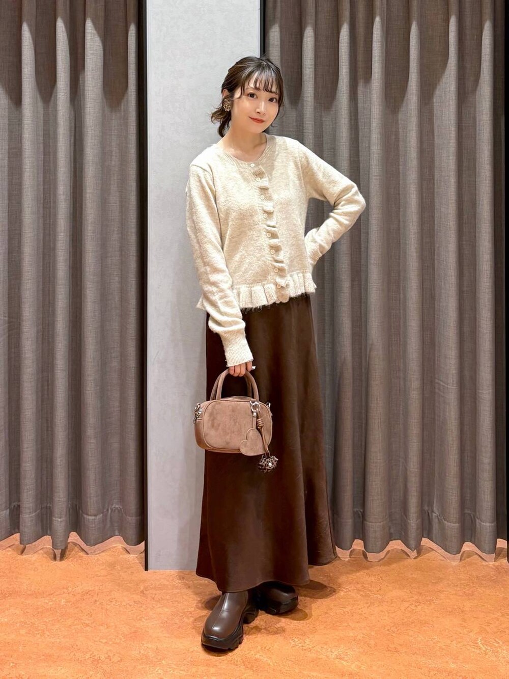 𝘵 𝘰 𝘺 𝘰 .(LOWRYS FARM 本部)｜LOWRYS FARMのその他アウターを使ったコーディネート - WEAR