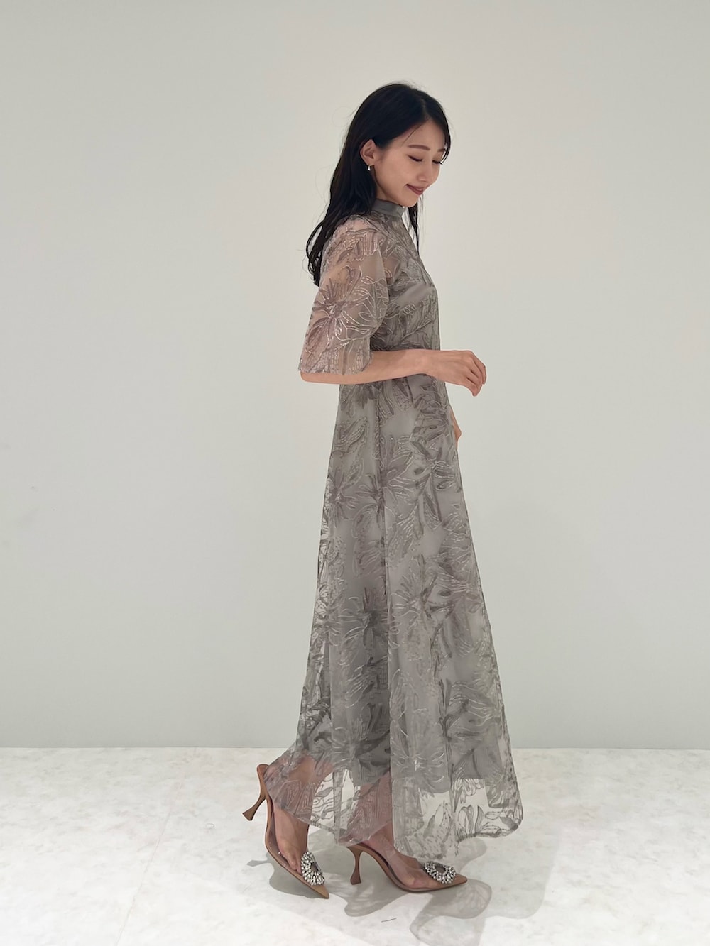 LEJA-スパンコール花柄刺繍プチハイネックウエストマークAラインワンピース