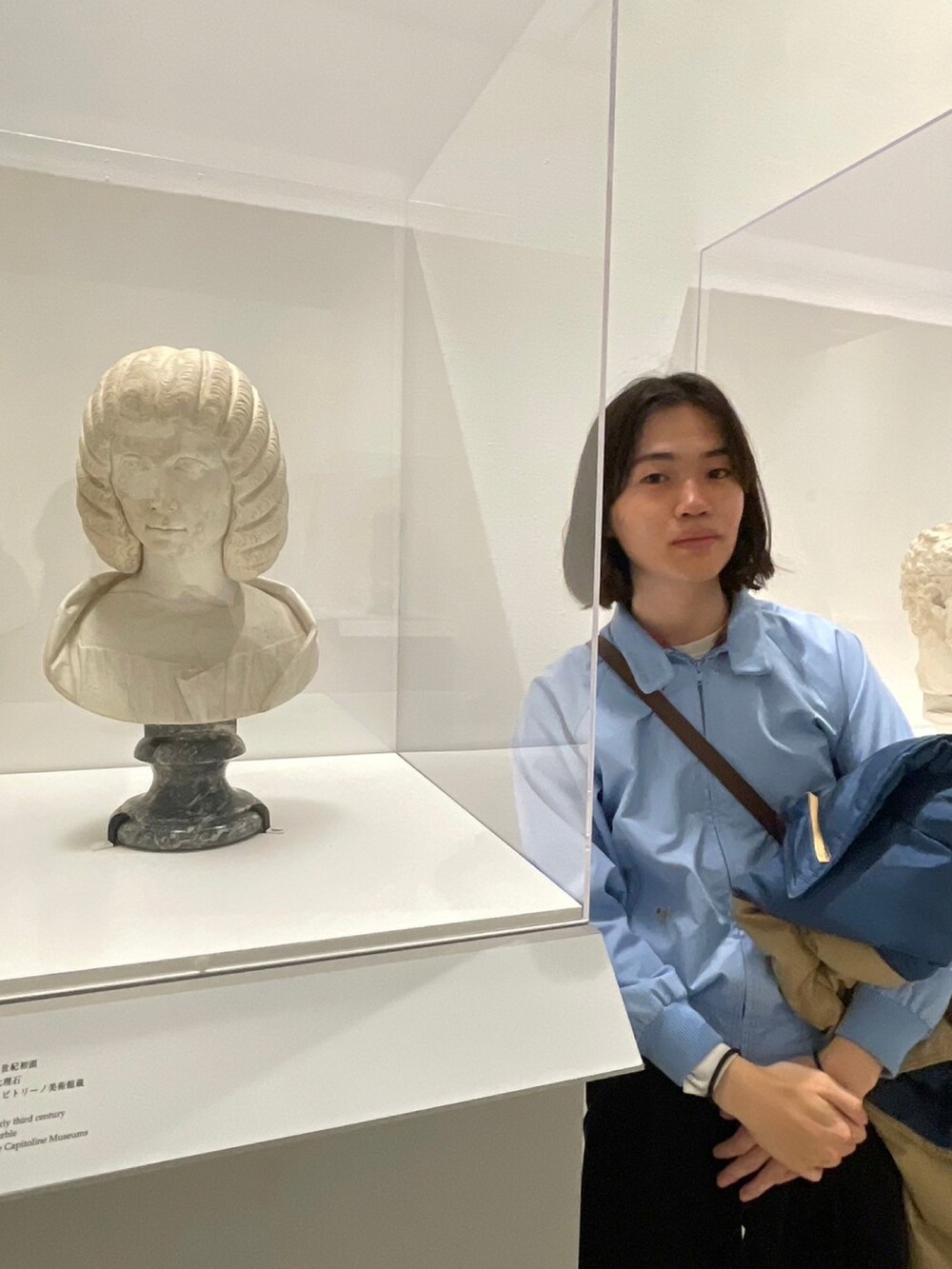 「COLE HAANのアイテム（ドレスシューズ、ブラウン系）」を使った、おのさん（メンズ・165cm）の冬コーディネートの2枚目の写真