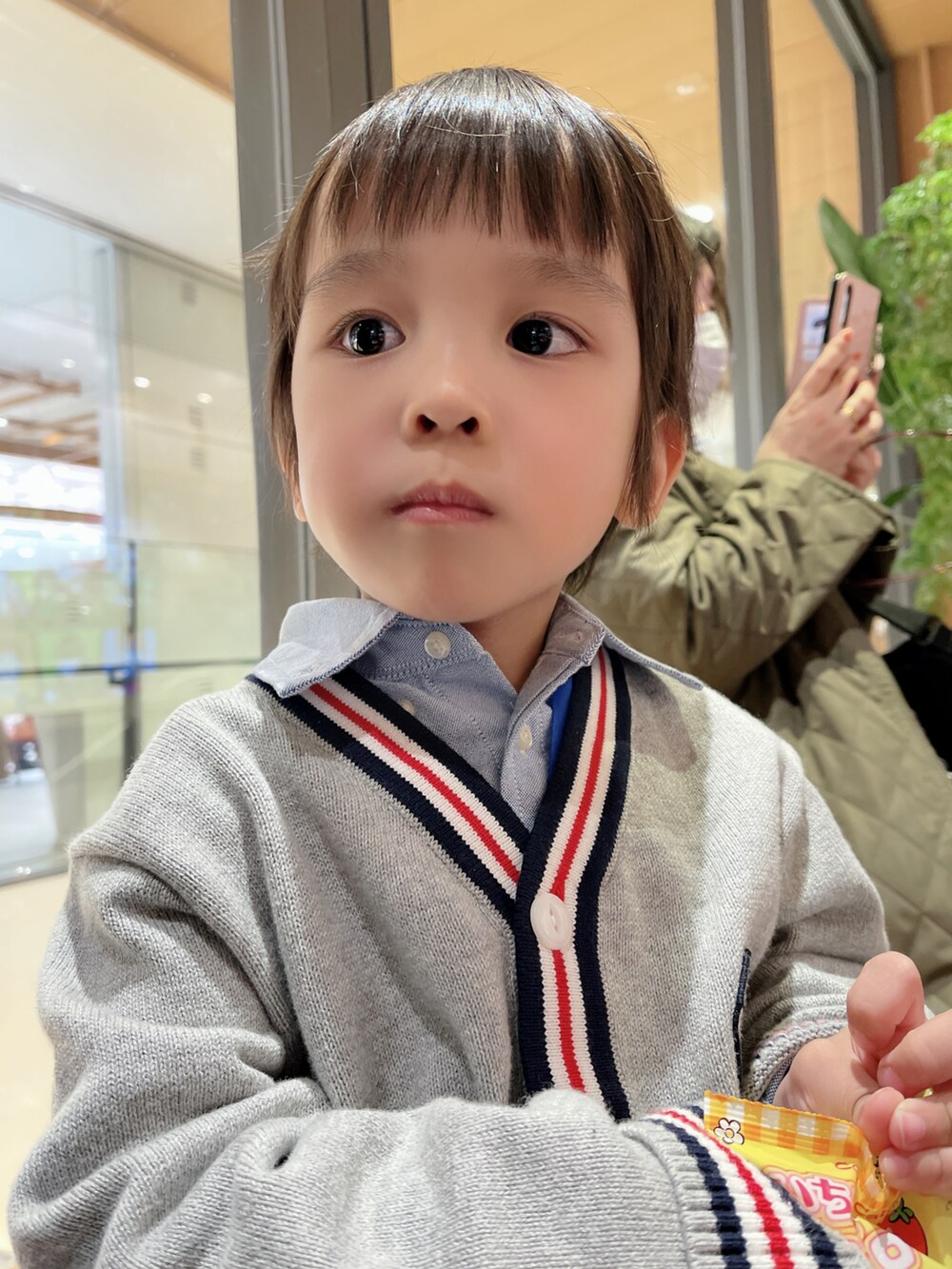 「GAPのアイテム（ノーカラージャケット、シルバー系）」を使った、Fatal Poisonさん（メンズ・170cm）の冬コーディネートの2枚目の写真