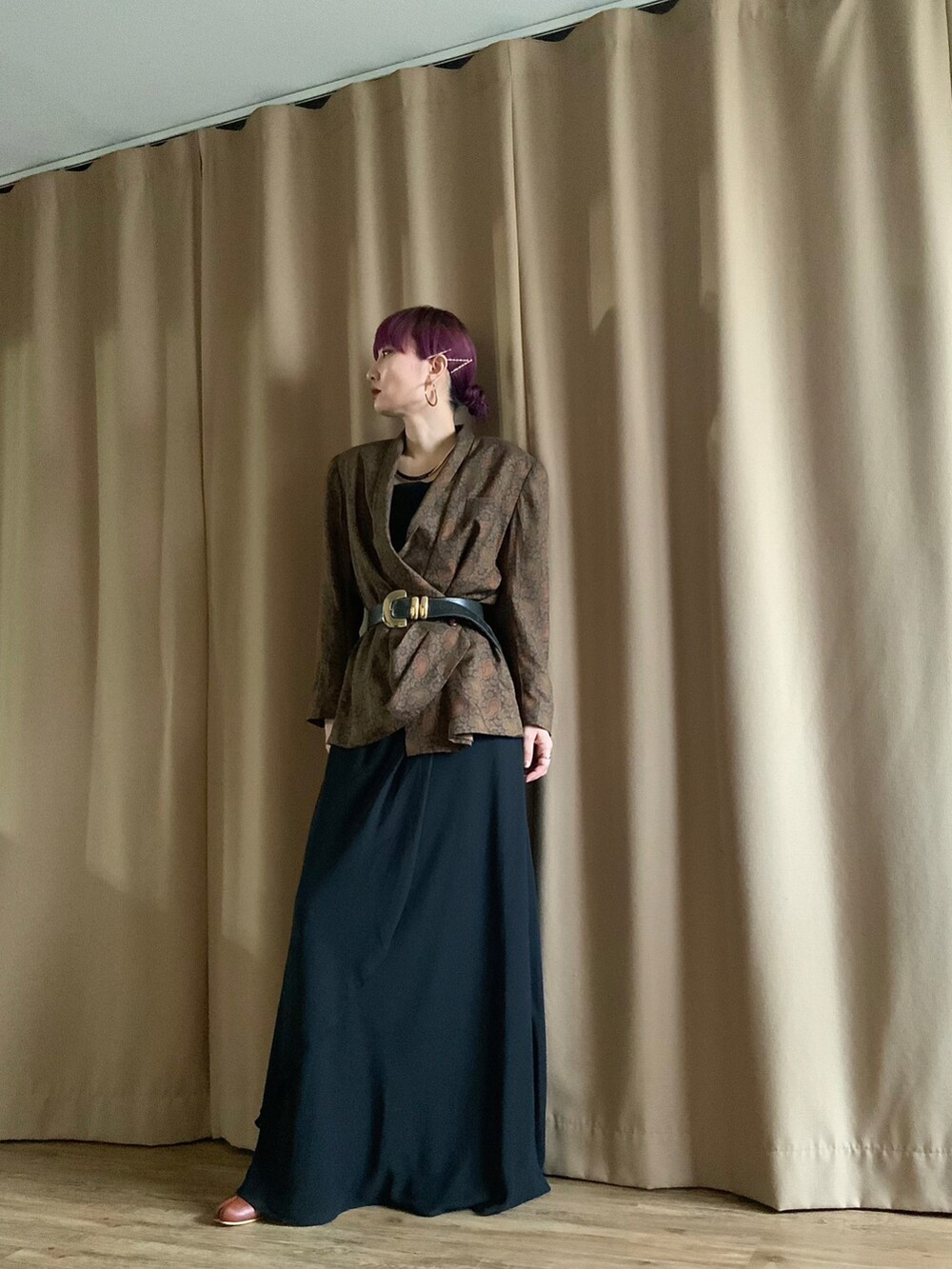 ブラウン系のジャケット/アウター、その他のその他、その他のその他を着用したレディースの春コーディネートの3枚目の写真