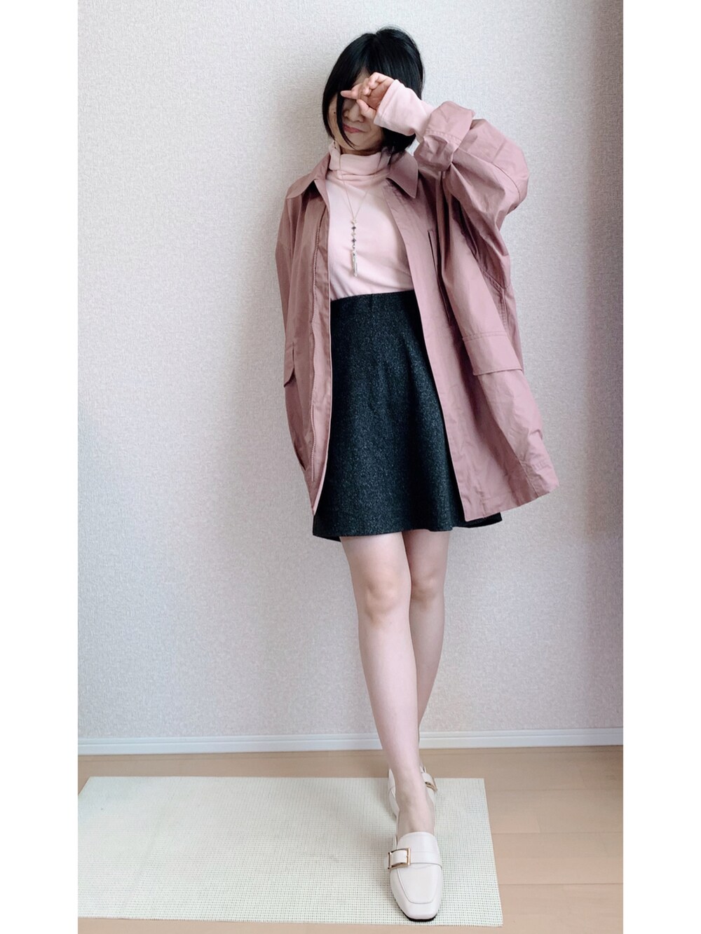 「淡色コーデ、休日コーデ、春服デビュー宣言、シンプル、カジュアルコーデ、ラクチンコーデ、春カラー、着回しコーデ、低身長、春服、春服コーデ、おでかけコーデ、春色」｜「UNIQLOのアイテム（ピーコート、ピンク系）」を使った、rice2022さん（レディース・153cm）の春コーディネートの3枚目の写真