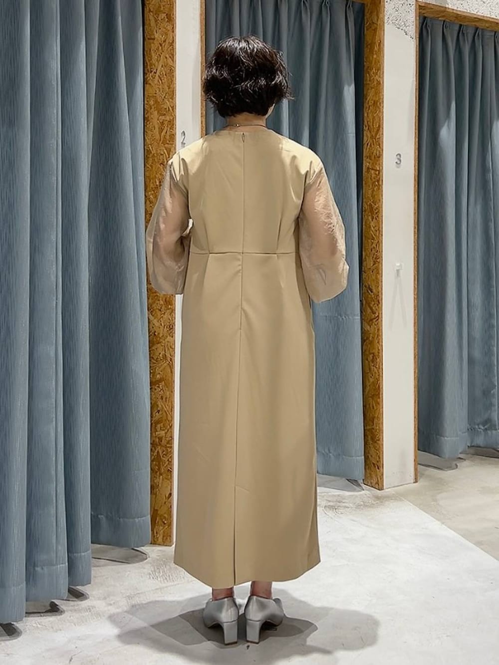 ばーいな。さんの「【jours heureux】ヒールパンプス　971656（LEPSIM）」を使ったコーディネートの3枚目の写真