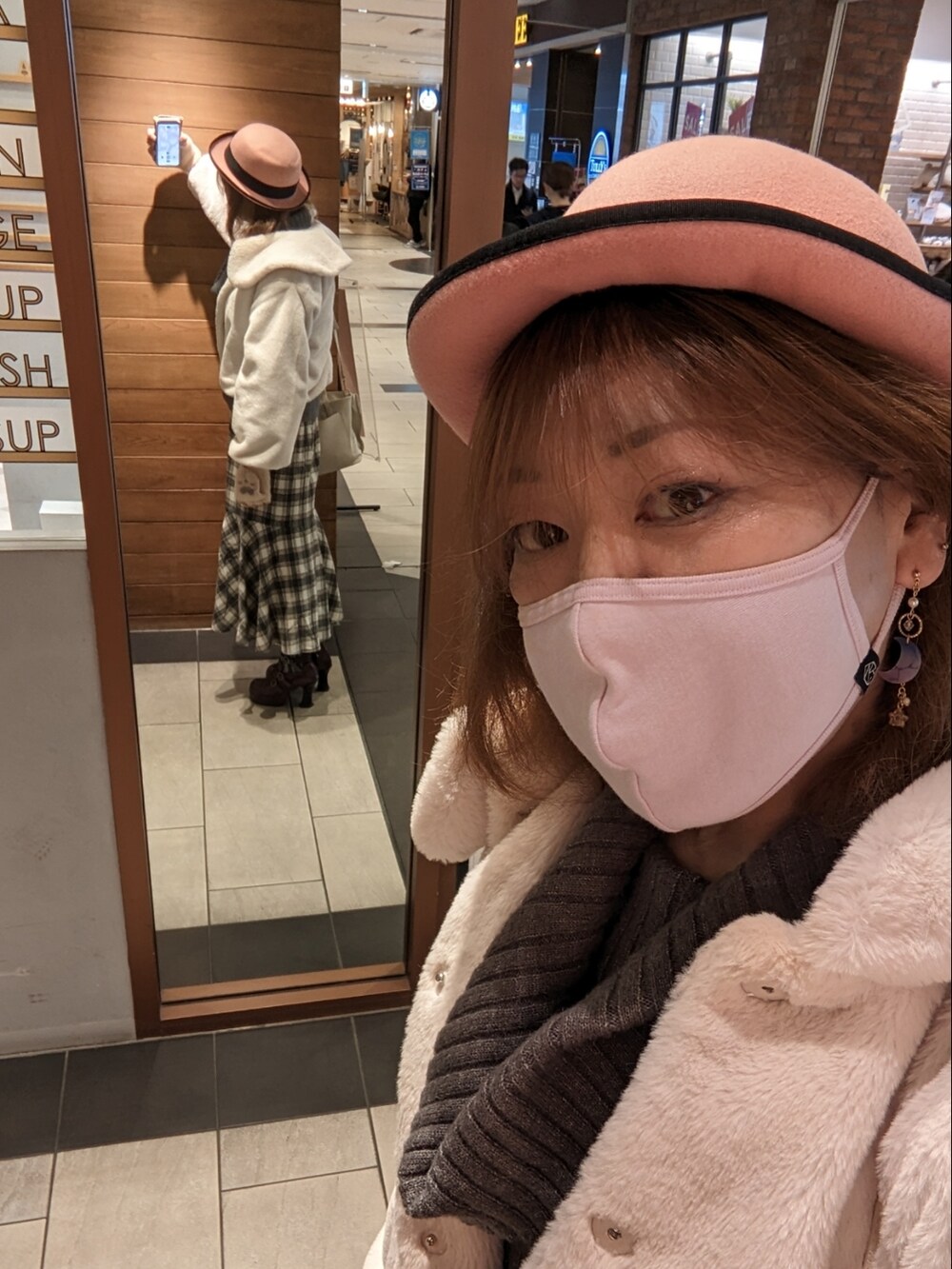 「休日コーデ、お洒落さんとつながりたい、冬コーデ、MTF、LGBT」｜「しまむらのアイテム（ショルダーバッグ、ホワイト系）」を使った、ななお(七緒)さん（レディース・169cm）の冬コーディネートの2枚目の写真