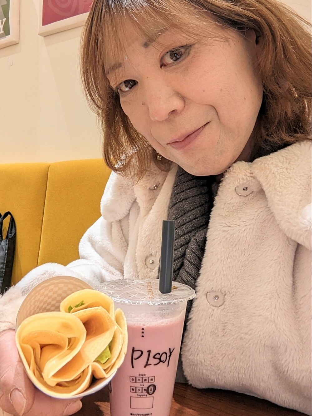 「休日コーデ、お洒落さんとつながりたい、冬コーデ、MTF、LGBT」｜「しまむらのアイテム（ショルダーバッグ、ホワイト系）」を使った、ななお(七緒)さん（レディース・169cm）の冬コーディネートの4枚目の写真