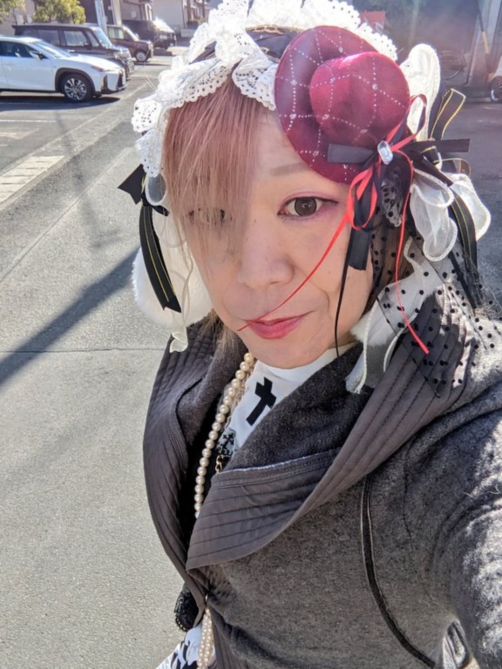「BODYLINEのアイテム（ワンピース、ブラック系）」を使った、ななお(七緒)さん（レディース・169cm）の冬コーディネートの2枚目の写真