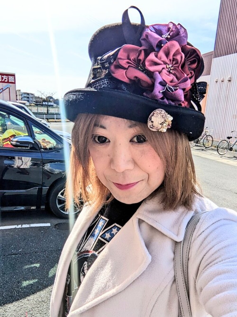 「カジュアルコーデ、休日コーデ、rock、お洒落さんとつながりたい、LGBT、MTF」｜「OZZ ONESTEのアイテム（ブーツ、レッド系）」を使った、ななお(七緒)さん（レディース・169cm）の春コーディネートの3枚目の写真