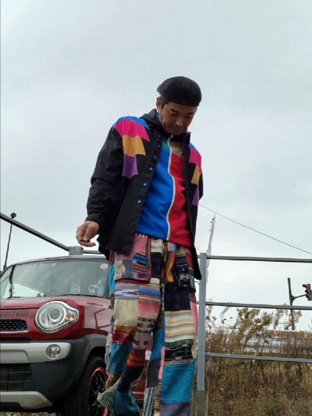 「クレイジーパターン」｜「patagoniaのアイテム（ナイロンジャケット、その他）」を使った、hiroyukeeeeeeさん（メンズ・179cm）の春コーディネートの3枚目の写真