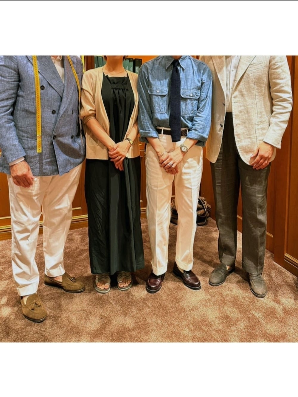 「ootd、シャンブレーシャツ、シャツスタイル、メンズコーデ、メンズファッション、シンプルコーデ、休日スタイル、大人カジュアル、きれいめカジュアル、ニットタイ、秋服準備はじめました」|「ANATOMICAのANATOMICA BIG A SHIRT CHAMBRAY(シャツ/ブラウス、ブルー系)」を使った、D・BLUEさん(メンズ・170cm)の秋コーディネートの2枚目の写真