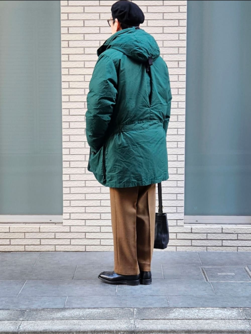D・BLUEさんの「Eddie Bauer 90's SUPERIOR POLAR PARKA USED（Eddie Bauer）」を使ったコーディネートの3枚目の写真