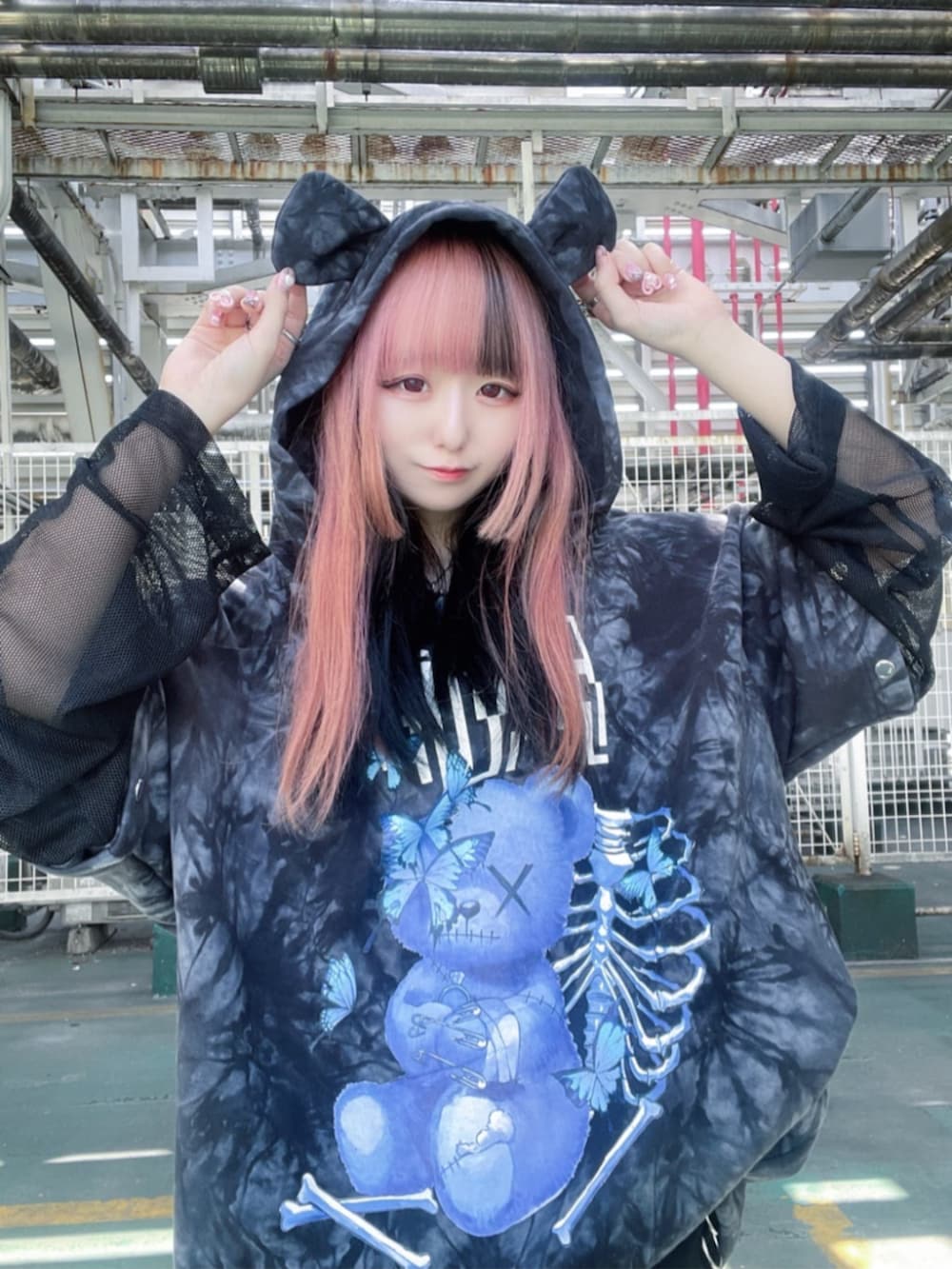 Amilige_official(amilige_official)｜Amiligeのレッグウォーマーを