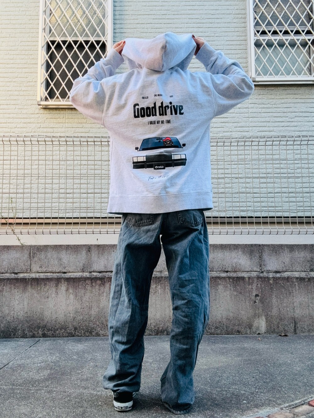 「CIAOPANIC TYPYのアイテム（パーカー、グレー系）」を使った、Natsukiさん（骨格ナチュラル・レディース・155cm）の冬コーディネートの2枚目の写真