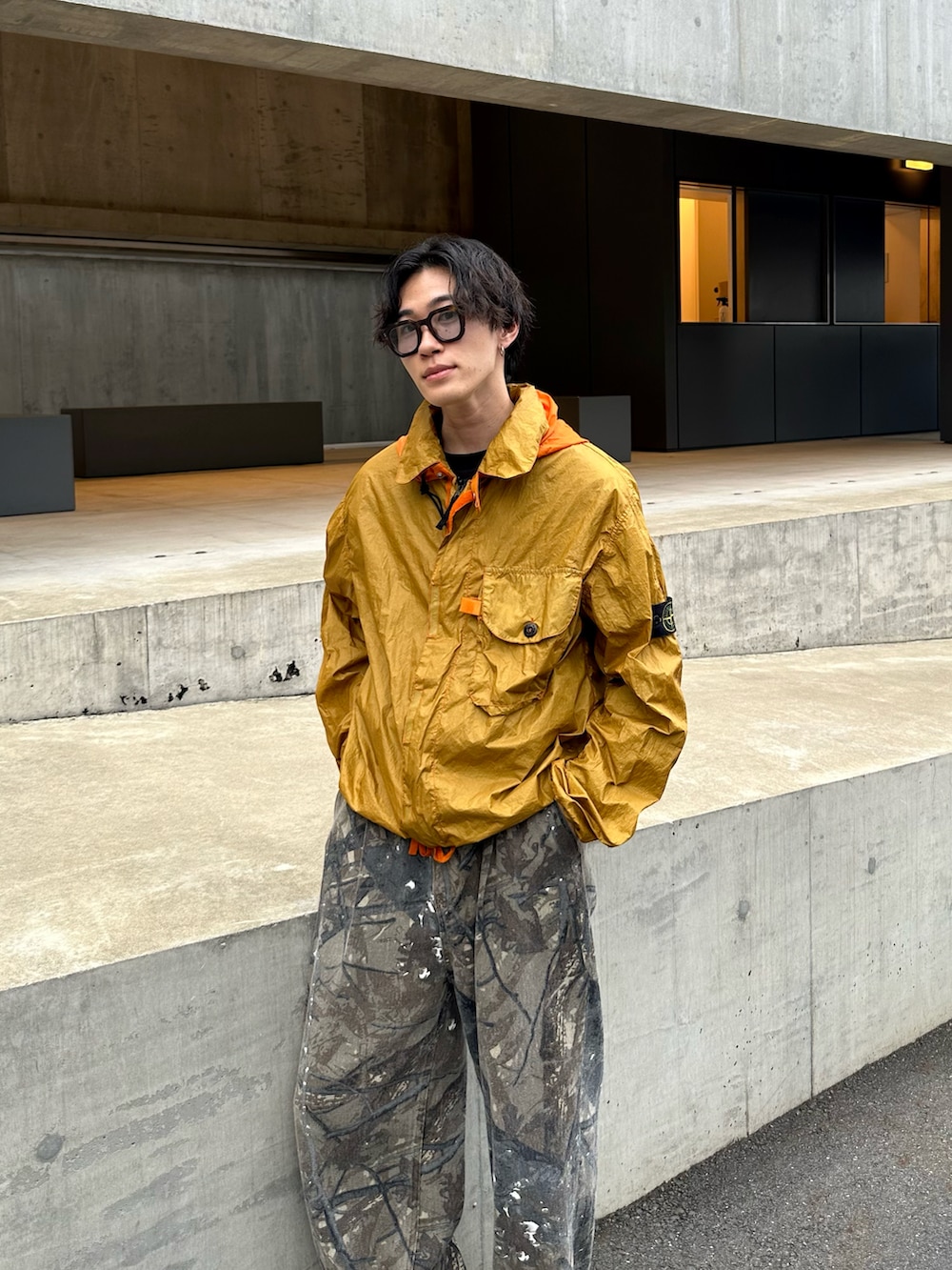 STONE ISLANDのナイロンジャケット（イエロー系）を使った人気