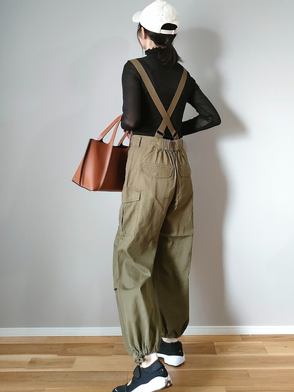 pana｜CORNERSのカーゴパンツを使ったコーディネート - WEAR