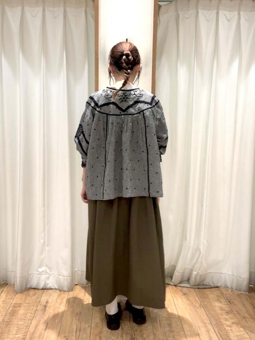 「Samansa Mos2、samansamos2、SM2、サマンサ モスモス(Samansa Mos2)、サマンサモスモス、kazumiコラボ、Kazumi×Samansa Mos2」｜「Samansa Mos2のナイロンジップキャミワンピース（ワンピース、グリーン系）」を使った、ayanoさん（レディース・162cm）の夏コーディネートの2枚目の写真