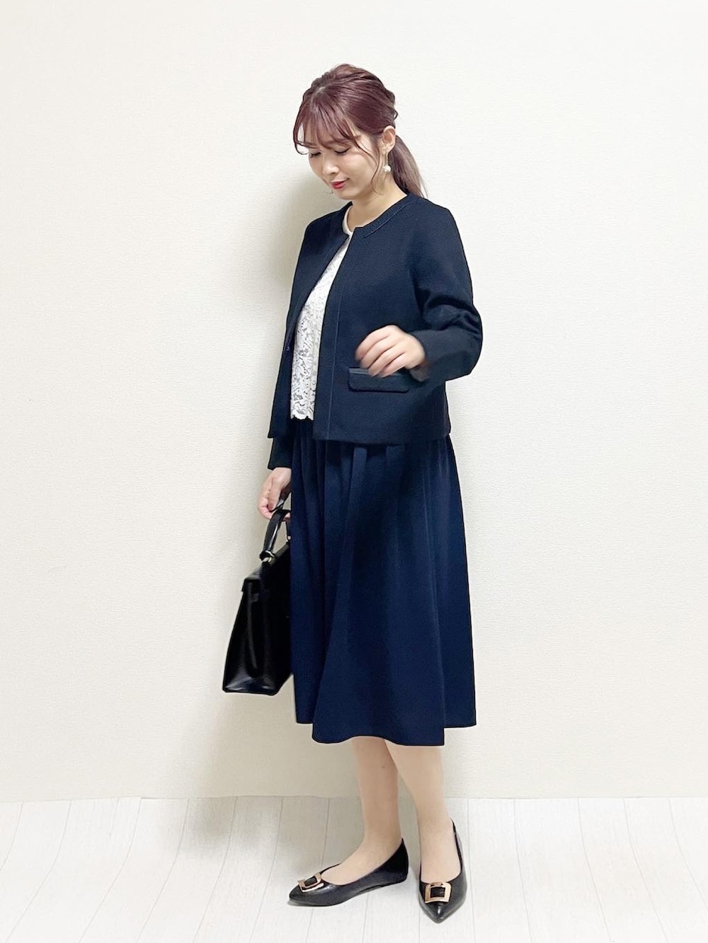 「春服、春コーデ、入学式、卒業式、入学式コーデ、卒業式コーデ、プチプラコーデ、プチプラ、アベイル、ハニーズ、Honeys、ノーカラージャケット、レースワンピース、ワンピース、フォーマル」｜「Honeysのレース使いワンピース（ワンピース、ホワイト系）」を使った、あんまるさん（レディース・166cm）の春コーディネートの2枚目の写真